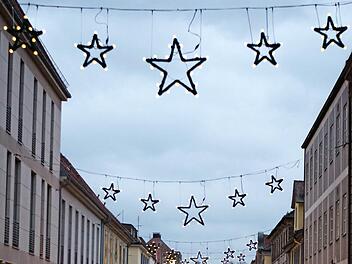 Auf m&ouml;glichst hohen Umsatz dank geschm&uuml;ckter Einkaufsstra&szlig;en hofft man in Erlangen. Foto: T. Dettweiler