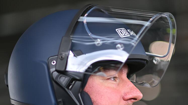 Helme f&uuml;r DB Sicherheit