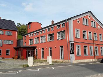 Die ehemalige Schuhfabrik Iglauer in Burgkunstadt, Lichtenfelser Straße 14 (gegenüber dem Rettungszentrum). Kein Neubau könnte sie im Ortsbild ersetzen. Foto: privat