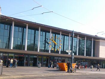 Der Hauptbahnhof in Würzburg. Foto: Daniela Deeg