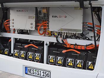 Ein Blick in den Motorraum des neuen Bad Neustädter Elektrobusses. Foto: Martina Harasim