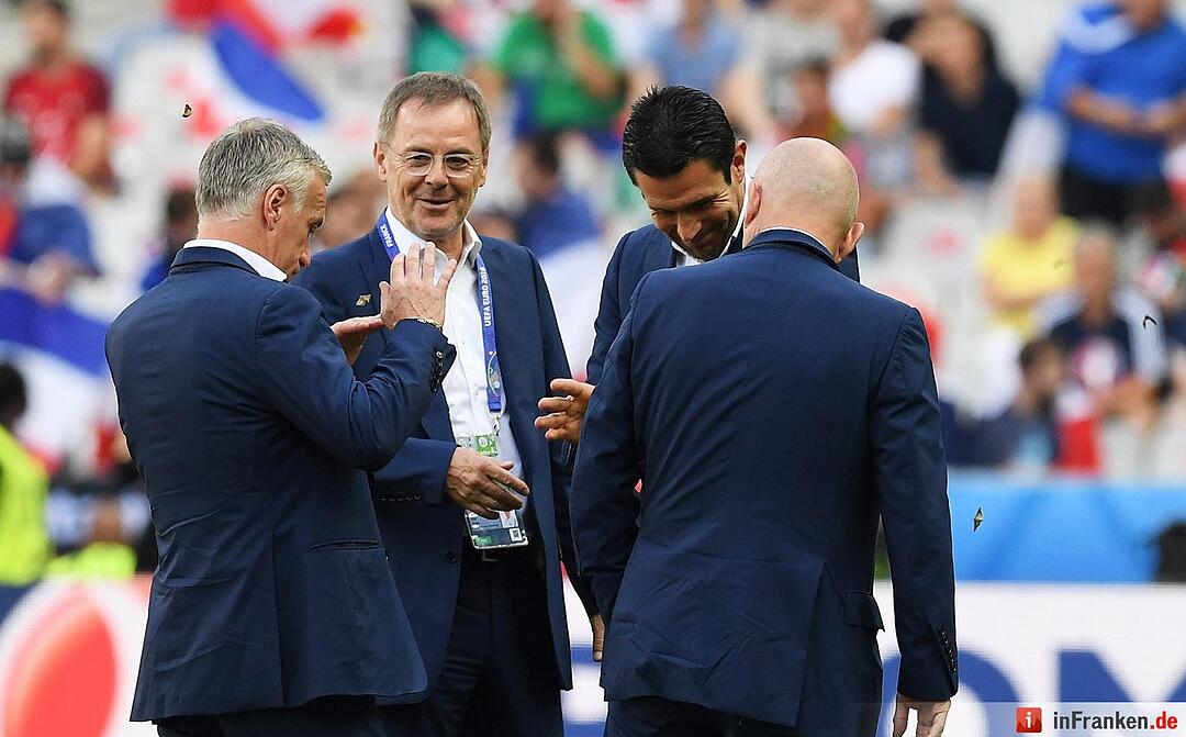 Motten beim EM-Finalspiel in Paris