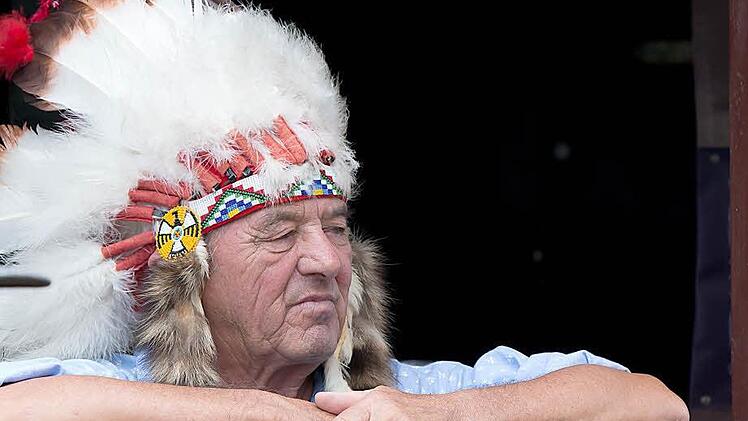 Die Outfits der Mitglieder sorgen f&uuml;r das besondere Flair des Country-Festivals der Mountain Lions. Foto: Albert H&ouml;chst&auml;dter