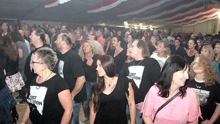 Beste Stimmung beim Konzert    Foto: Richard Sänger