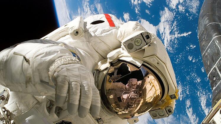 Nur die wenigstens werden Astronaut*in oder Raumfahrer*in, hier sind bereits die Auswahlkriterien sehr hoch.