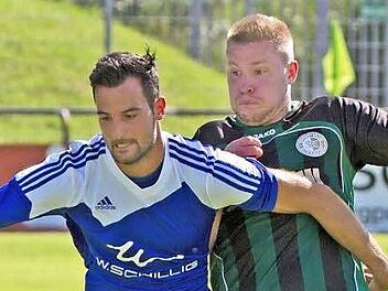 Marcel Burkard ist wieder an Bord beim VfL Frohnlach. Der Routinier kann der Abwehr viel Sicherjheit geben, was er schon zum Start gegen Eltersdorf unter Beweis stellte. Jetzt in Neudrossenfeld ist die Frohnlacher Abwehr wieder voll gefordert. Foto: Heinrich Weiß