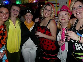 Viele junge Gäste amüsierten sich beim Trebgaster Fasching prächtig.  Foto: Dieter Hübner