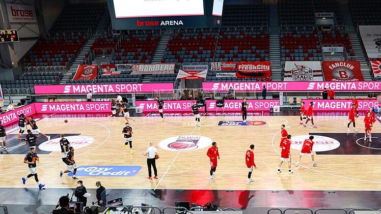 Die "Freak City" verstummt: An leere Ränge, wie hier in der Bamberger Brose Arena, hat man sich als Fan fast schon gewöhnt. Daniel Löb