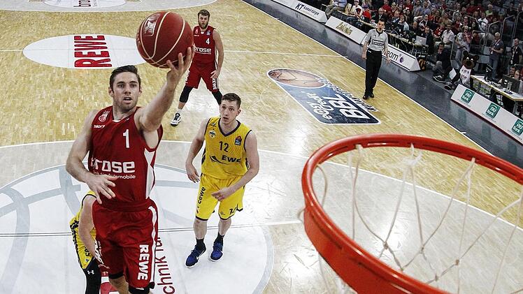 Mit einem Schnitt von 17,4 Punkten in der Halbfinalserie und den ersten beiden Endspielen ist Fabien Causeur der überragende Werfer im Brose-Team und erster Anwärter auf den Titel des Final-MVPs. Foto: Daniel Löb