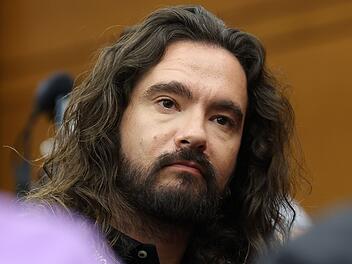 Tom Kaulitz blickt mit Sorge auf die politischen Entwicklungen in seiner alten Heimat Sachsen-Anhalt.