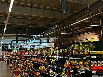 Würzburg: Stromausfall in Edeka-Markt - "Mussten den ganzen Laden schließen"