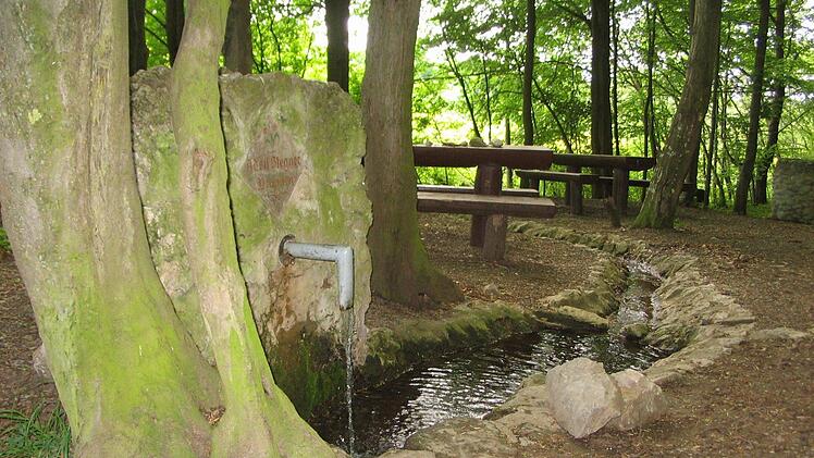 Beim Stegnerbrunnen