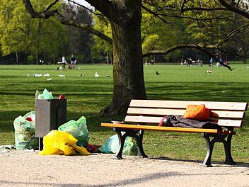Seit der Pandemie ist in Parks und H&uuml;tten mehr zu tun.   Foto: Adobe Stockl
