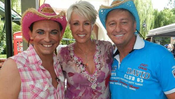 Matthias Mangiapane und Hubert Fella mit der Moderatorin der Sendung, Sonja Zietlow. Foto: privat