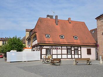 Das Seelhaus am Herzogenauracher Kirchenplatz.