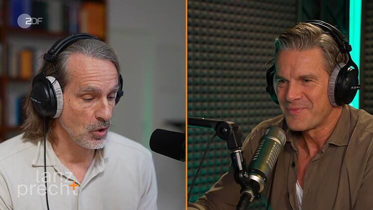 "Werden wir immer fauler?" Zu der Frage diskutierten Richard David Precht (links) und Markus Lanz in der aktuellen Ausgabe ihres ZDF-Podcasts.