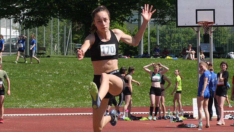 Anna Lukaschewitsch vom TV/DJK Hammelburg gehörte zu den besten Athletinnen bei den Kreismeisterschaften.Reinhold Nürnberger