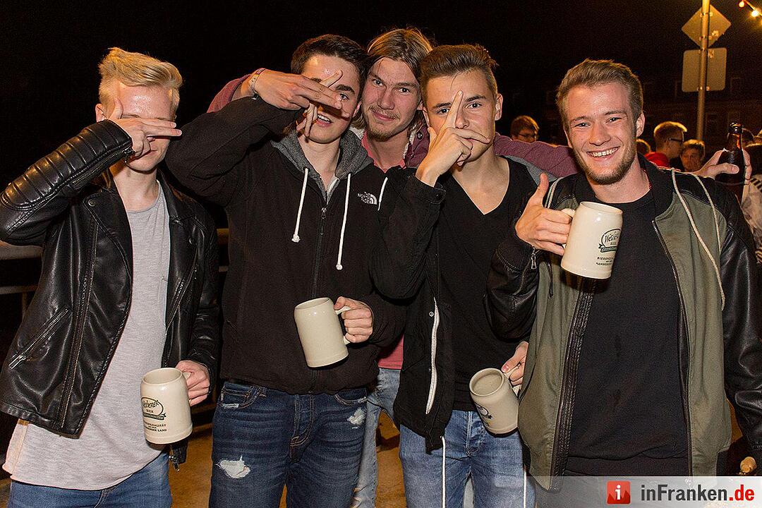 Sandkerwa: Partyfotos