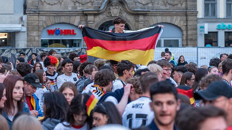 Deutschland - Curacao: Public Viewing in Bamberg
