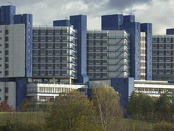 Bis Sommer 2014 leitete Heinz W. Leiter die Klinik für Gefäßchirurgie im Bamberger Klinikum. Foto: Archiv