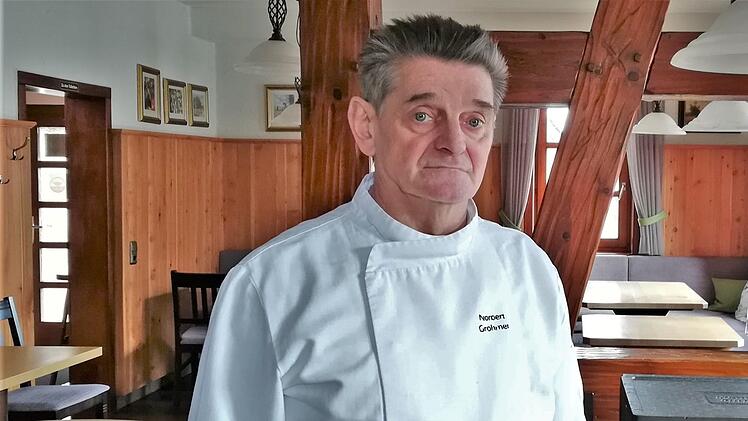 Gastronom Norbert Grohmer (67) will endlich wieder Gäste in seinem Gasthaus "Eintracht" bewirten dürfen.  Foto: Sigismund von Dobschütz