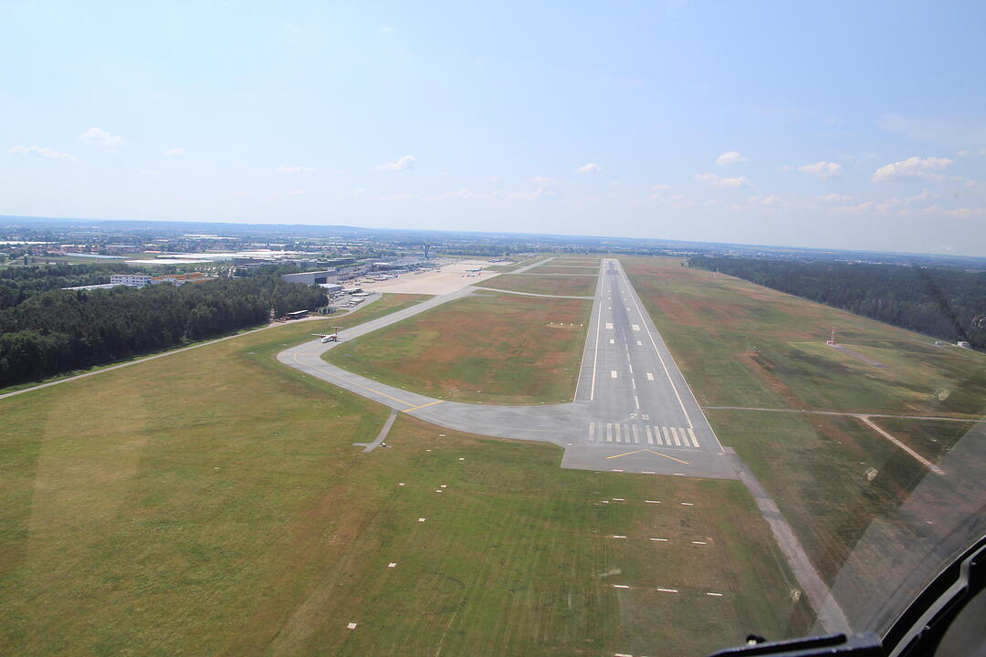 Airport (1)