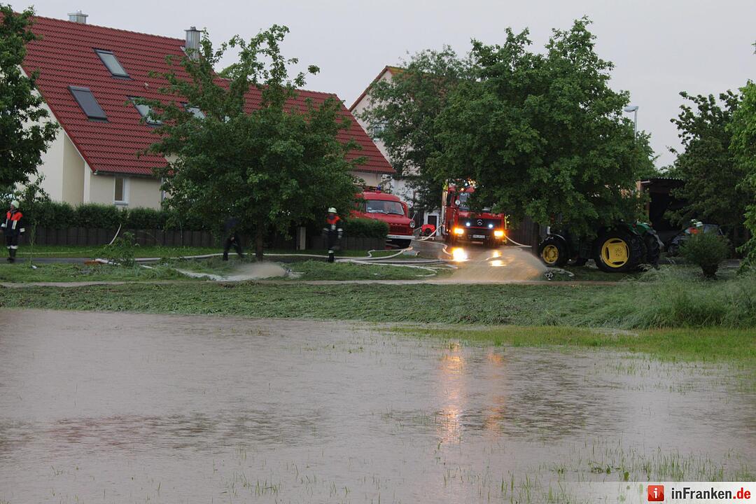 Erneute Flut ueber dem Landkreis Ansbach - Mehrere Ortschaften ueberschwemmt