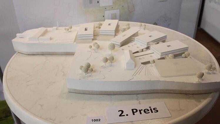 Das Modell des Zweitplatzierten im Architektenwettbewerb. Dieser Entwurf des Büros Beeg-Lemke (München) wird weiterverfolgt.  Foto: Popp