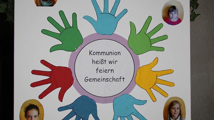 Pfarrer Armin Haas hat für die Kinder das Motto Gemeinschaft ausgesucht.