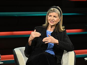 Journalistin Dorothea Siems schl&auml;gt Alarm, als es bei "Markus Lanz" um das Rentenpaket der Bundesregierung geht.