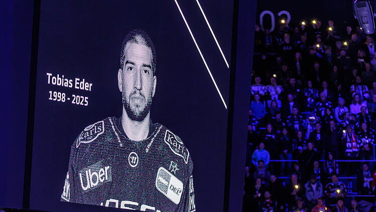 Eisbären Berlin - Nürnberg Ice Tigers