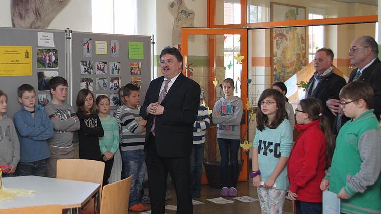 Landrat Klaus Peter Söllner freut sich, dass das Thema Klimaschutz auch die jüngere Generation erreicht.