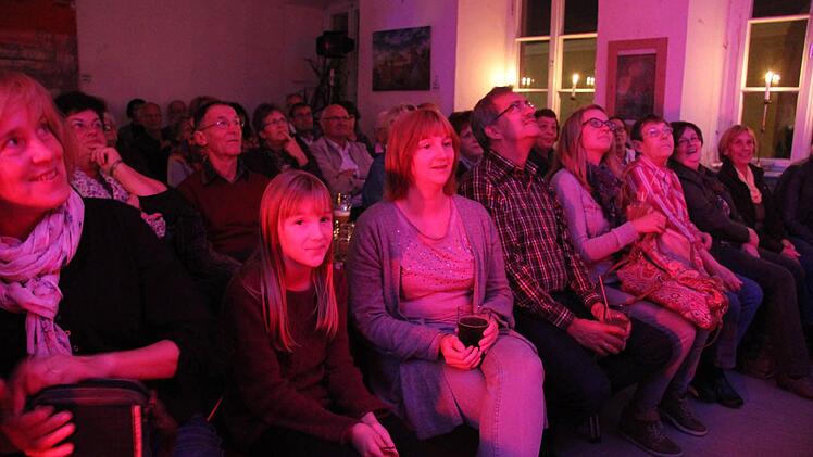 Hochwertige kulturelle Akzente haben im Frankenwaldtheater ihre Fans gefunden - schon Tage vorher sind die Stücke ausverkauft (Foto: Sonja Adam)