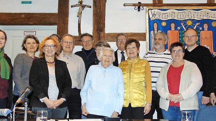 Diese Bürger wollen etwas für die Senioren in Neunkirchen am Brand verändern.  Foto: Petra Malbrich