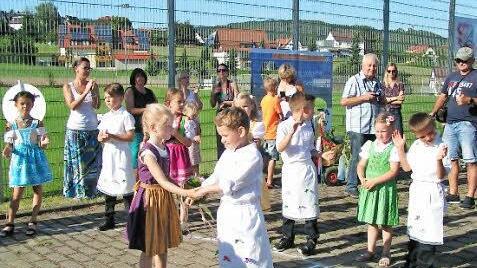 Die Kinder tanzten mit Freude und Konzentration.