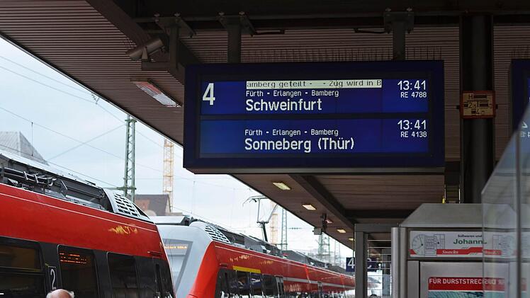 Zwischen Nürnberg und Bamberg bzw. umgekehrt ging am Montag auf der Schiene zeitweise nichts mehr. Foto: Nikolas Pelke