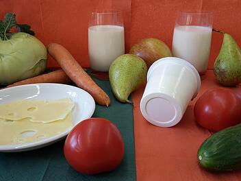 Einmal die Woche bekommen Schulen und Kindergärten eine Portion Milch, Buttermilch, Joghurt, Quark oder Käse pro Kind - in normalen Zeiten. Die Schulmilchaktion und der Schulmilchtag mussten heuer wegen der Corona-Pandemie ausfallen, sollen im nächsten Jahr aber wieder stattfinden, teilt das Landwirtschaftsamt mit.  Foto: Aelf Coburg