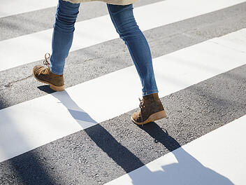 Zebra, Zebrastreifen, Verkehr, Fahren