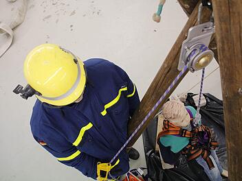 Der so genannte Dreibock zum Abseilen in einen Schacht Fotos: Josef Hofbauer