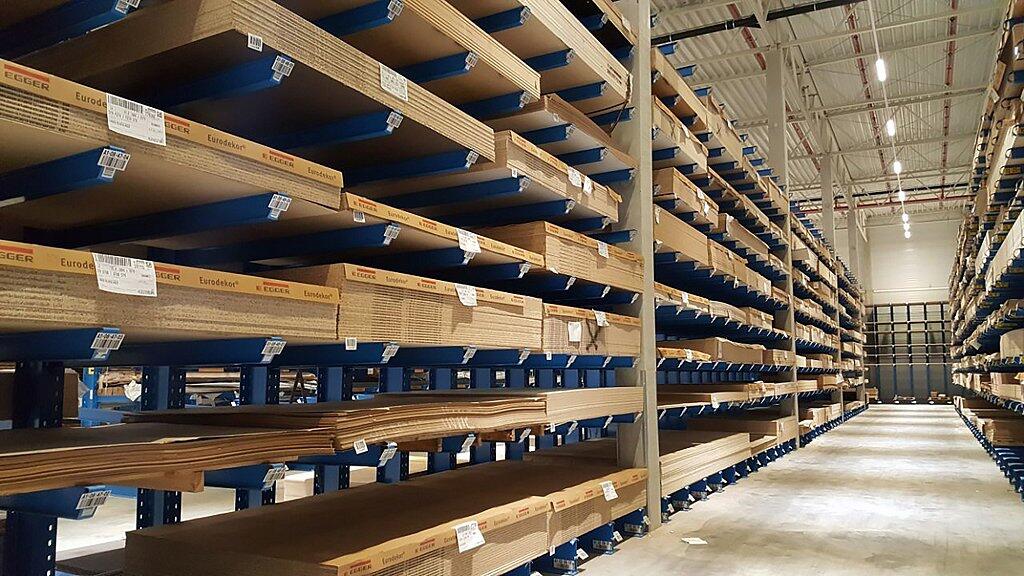 Klöpfer eröffnet Logistikzentrum