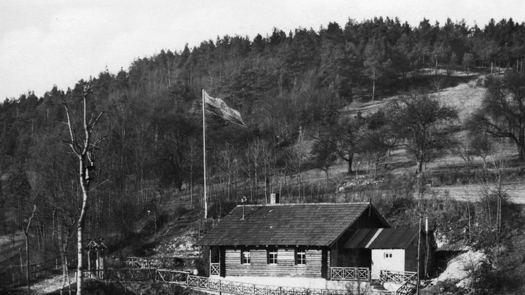 Der Fränkische-Schweiz-Verein, 1901 gegründet, verfügte schon 1921 über eine eigene Jugendherberge - die erste in Bayern. Repro: löw