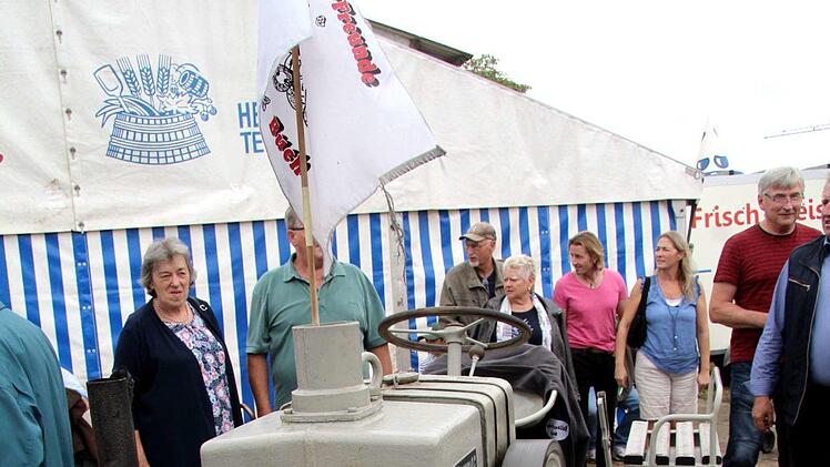 Impressionen vom Oldtimer-Treffen   Foto: Richard Sänger