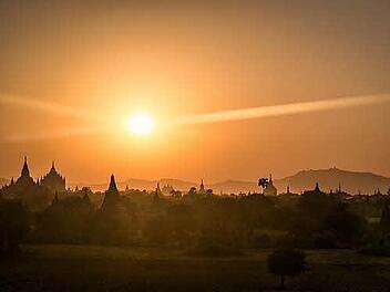 Sonnenuntergangsstimmung in Myanmar  Fotos: privat