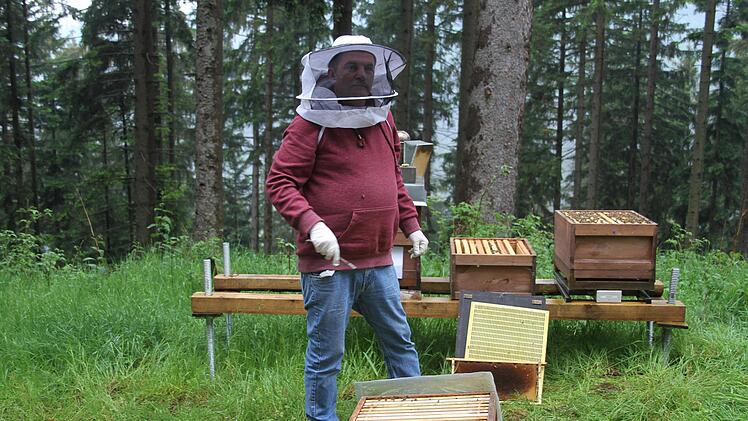 Imker Thorsten Hugel Foto: Sonny Adam
