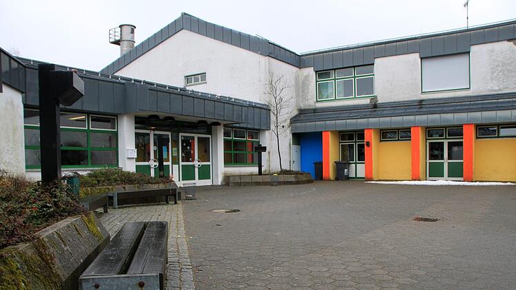 Bis in die 1990er Jahre besuchten amerikanische Kinder der Armee die Schule auf dem Kasernengelände Wildflecken. Foto: Julia Raab