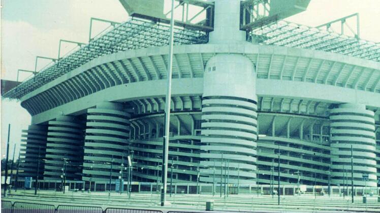 Das San-Siro-Stadion in Mailand  Foto: privat