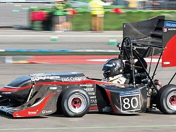 In Österreich belegten die Studenten des Projekts Cat-Racing den zweiten Platz. Vorher waren sie schon am Hochenheimring erfolgreich. Demnächst geht es nach Barcelona. Foto: privat