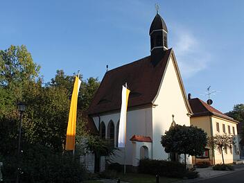 Die Kirche Sankt Michael ist der sakrale Mittelpunkt. Fotos: Gerd Klemenz