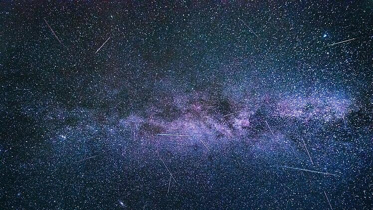Sternschnuppen-Nacht 2021: Perseidenschauer erreicht Höhepunkt