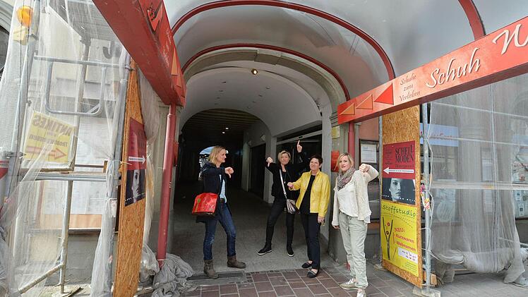 Wollen, dass sich endlich etwas tut (v.l.): Anna Baum, Angelika Pfleger, Margit Dornhöfer und Marion Schell-Arch. Foto: R. Rinklef